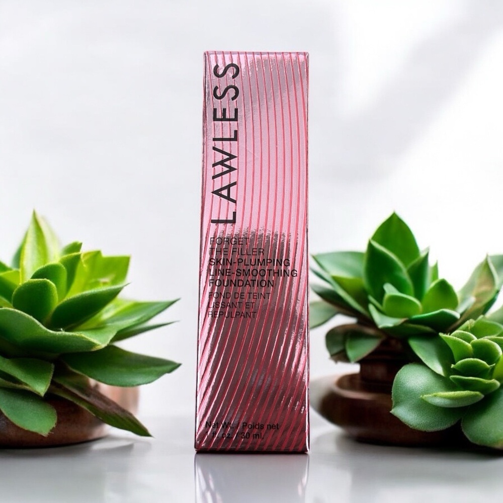 LAWLESS Pink Skin-Plumping Foundation